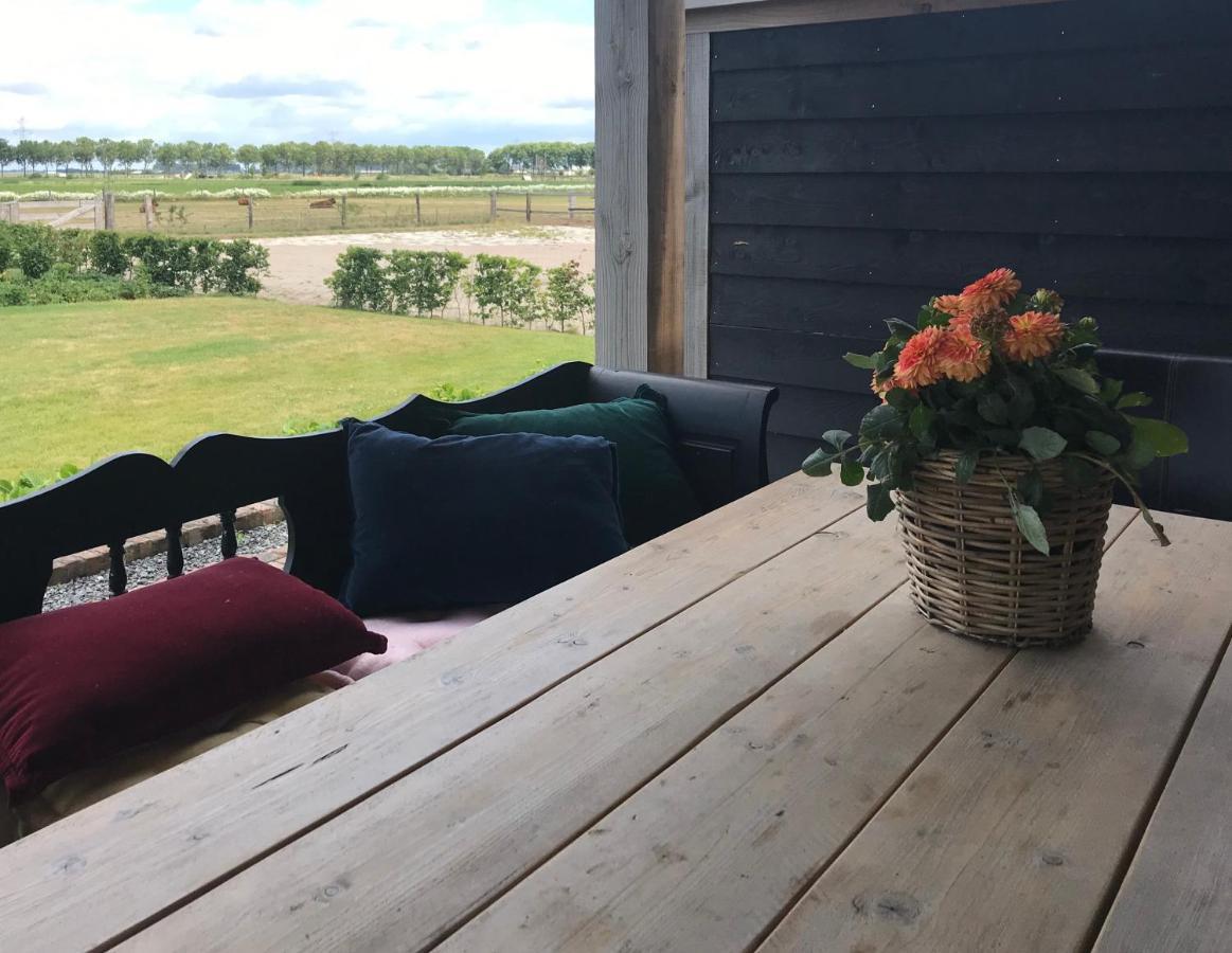 B&B In Ons Straatje Rosmalen Luaran gambar